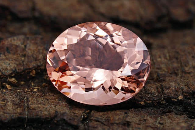 What gemstone means love?